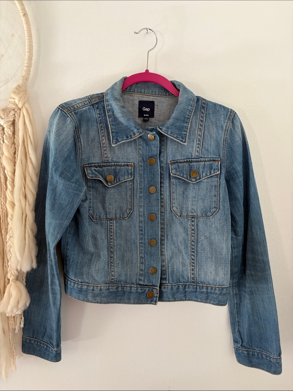 GAP Women's Medium Wash Blue Denim Jacket